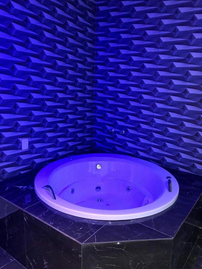 Motel Del Fuego (Adults Only) Pelotas Ngoại thất bức ảnh