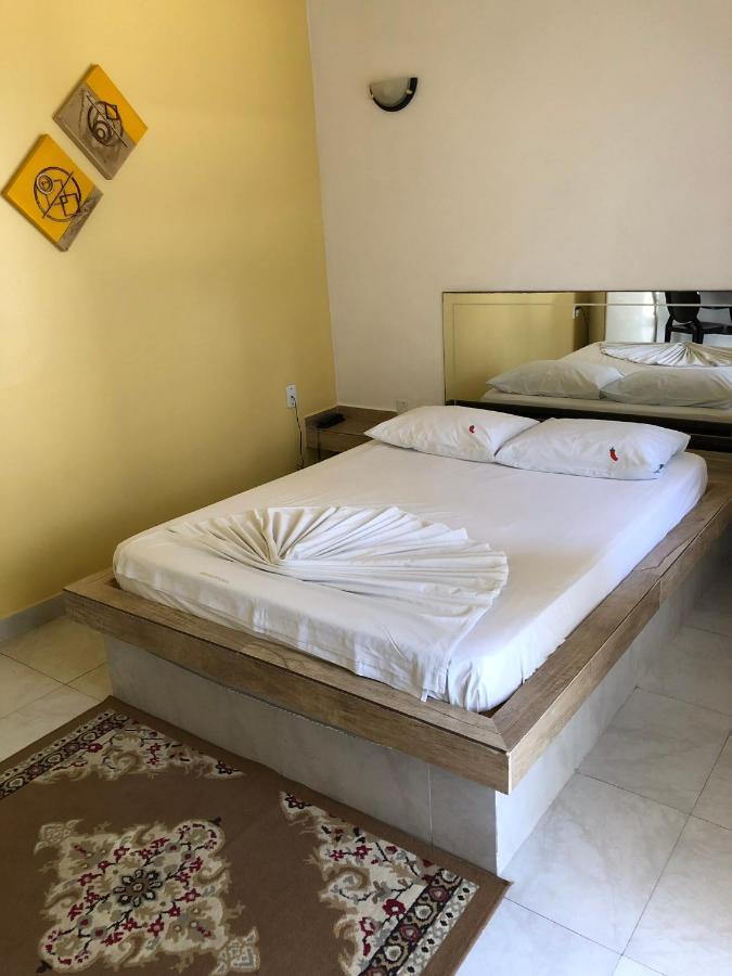 Motel Del Fuego (Adults Only) Pelotas Ngoại thất bức ảnh